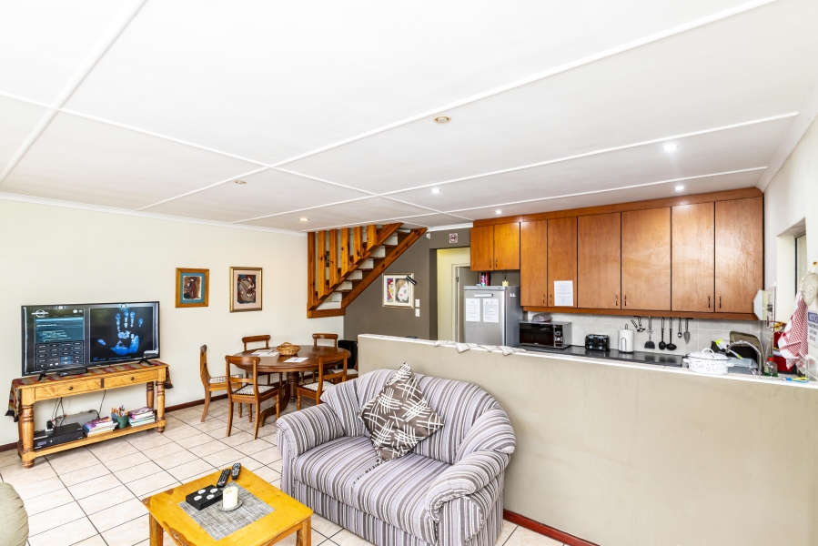 6 Bedroom Property for Sale in Dorchester Heights Eastern Cape